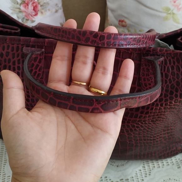 LongChamp Dark Red Croc Embossed leather Bag - Picture 16 of 17